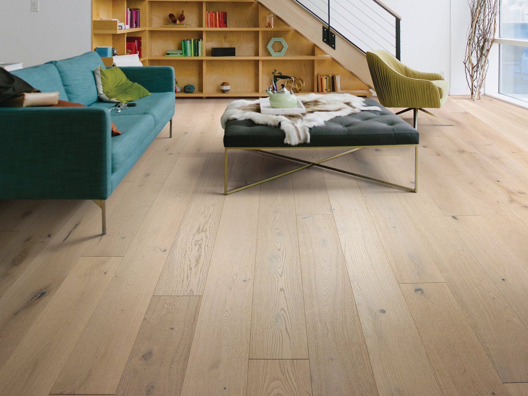 Expressions Hardwood | The Gallery Collection | Lyric Shade | White Oak | Real Hardwood | 4 mm Veneer Thickness | 23.31 Sq. Ft. Per Carton | Wire Brushed Texture image 3