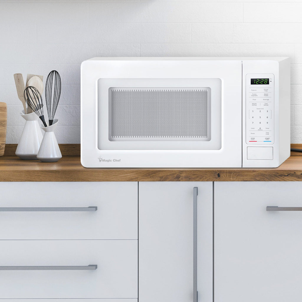 Magic Chef 0.7 Cu. Ft Countertop Microwave | 700 Watt | White Color | Digital Display | 6 Auto Cooking Modes | Child Lock | Auto Defrost Modes | 10 Power Levels image 2