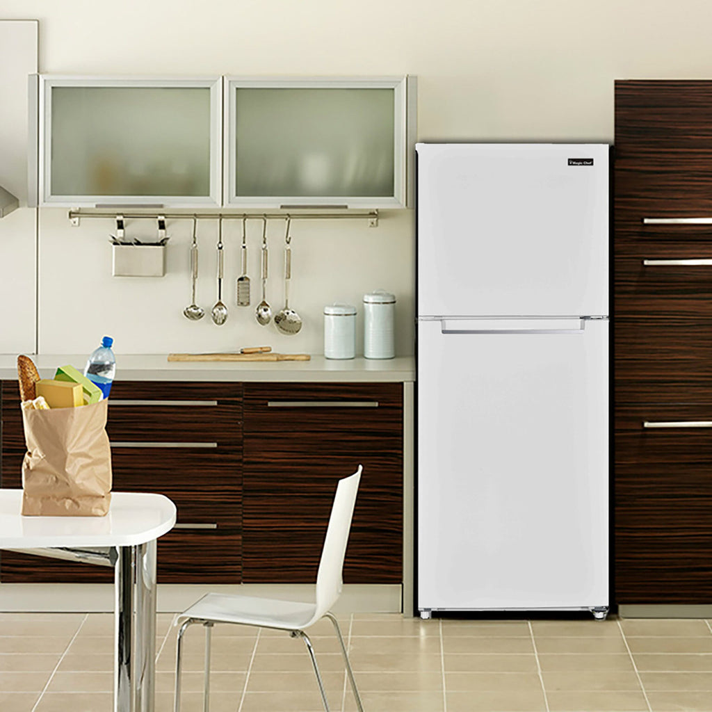 Magic Chef 10.1 Cu Ft Top Freezer Refrigerator in White | Energy Star Qualified | 5 Year Warranty On Compressor | Adjustable Shelves  | Gallon Door Storage | In-Door Can Holder image 11