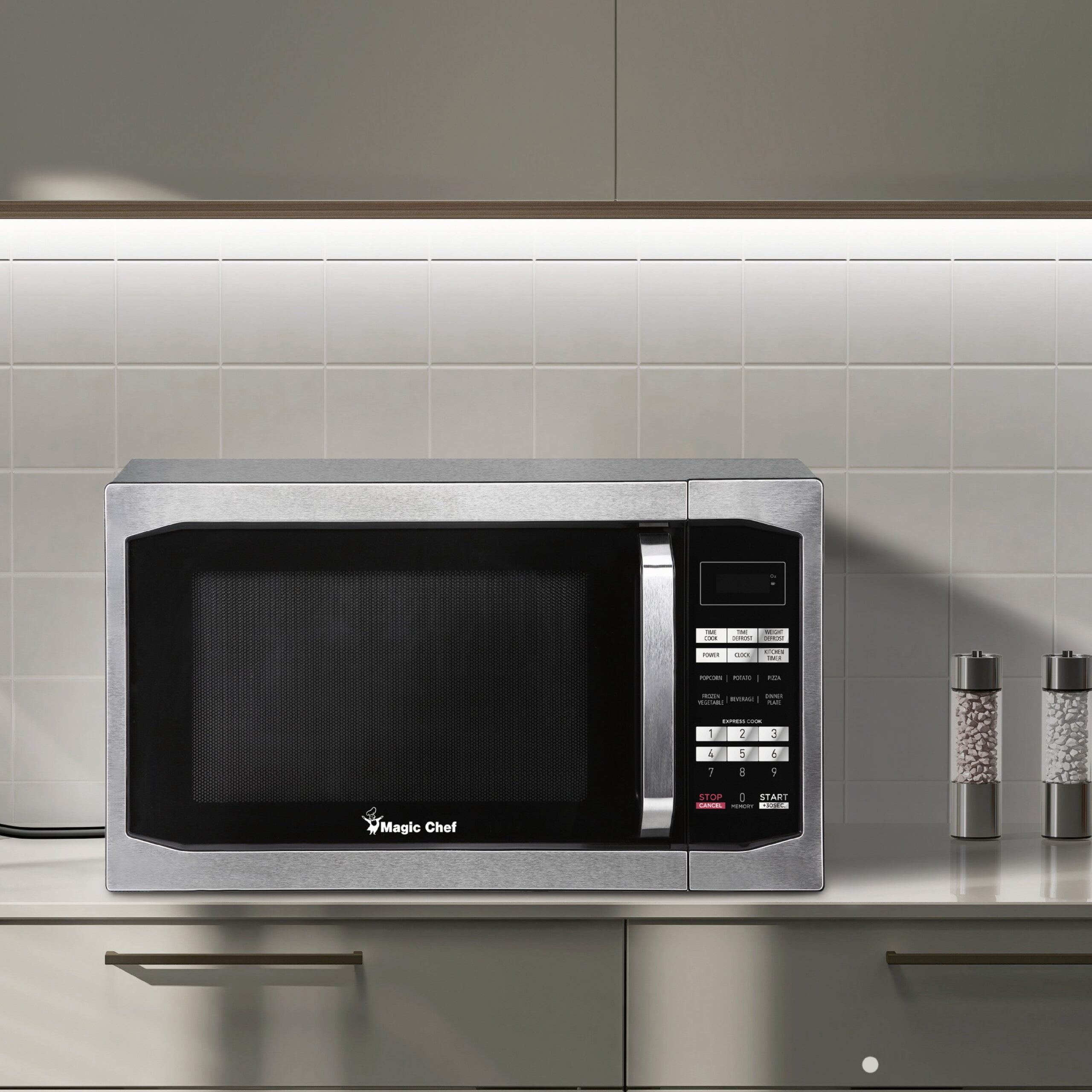 Magic Chef 1.6 Cu. Ft Countertop Microwave | 1100 Watt | Stainless Steel Door | Digital Display | 6 Auto Cooking Modes | Child Lock | 8 Years Warranty On Magnetron image 3