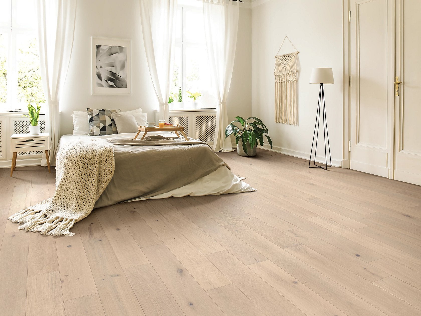 Expressions Hardwood | The Gallery Collection | Cadence Shade | White Oak | Real Hardwood | 4 mm Veneer Thickness | 23.31 Sq. Ft. Per Carton | Wire Brushed Texture image 1