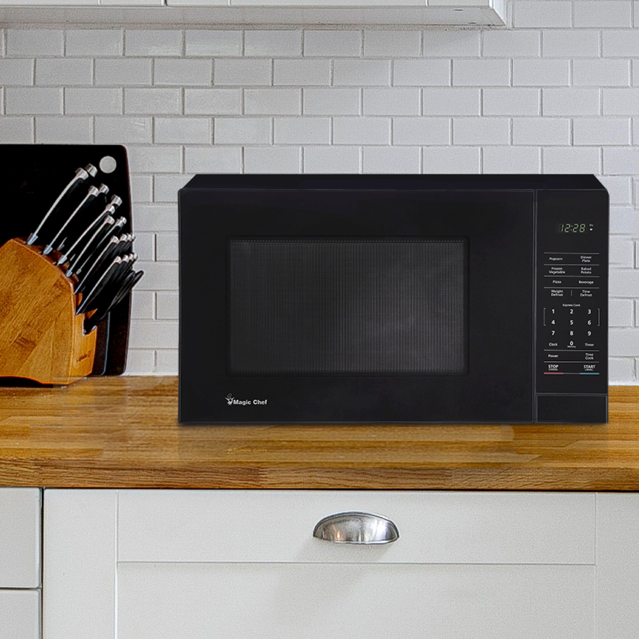 Magic Chef 1.1 Cu. Ft Countertop Microwave | 1000 Watt | Black with Gray Cavity Or Stainless Steel Color Options | Digital Display | 6 Auto Cooking Modes | Child Lock | Auto Defrost Modes image 7