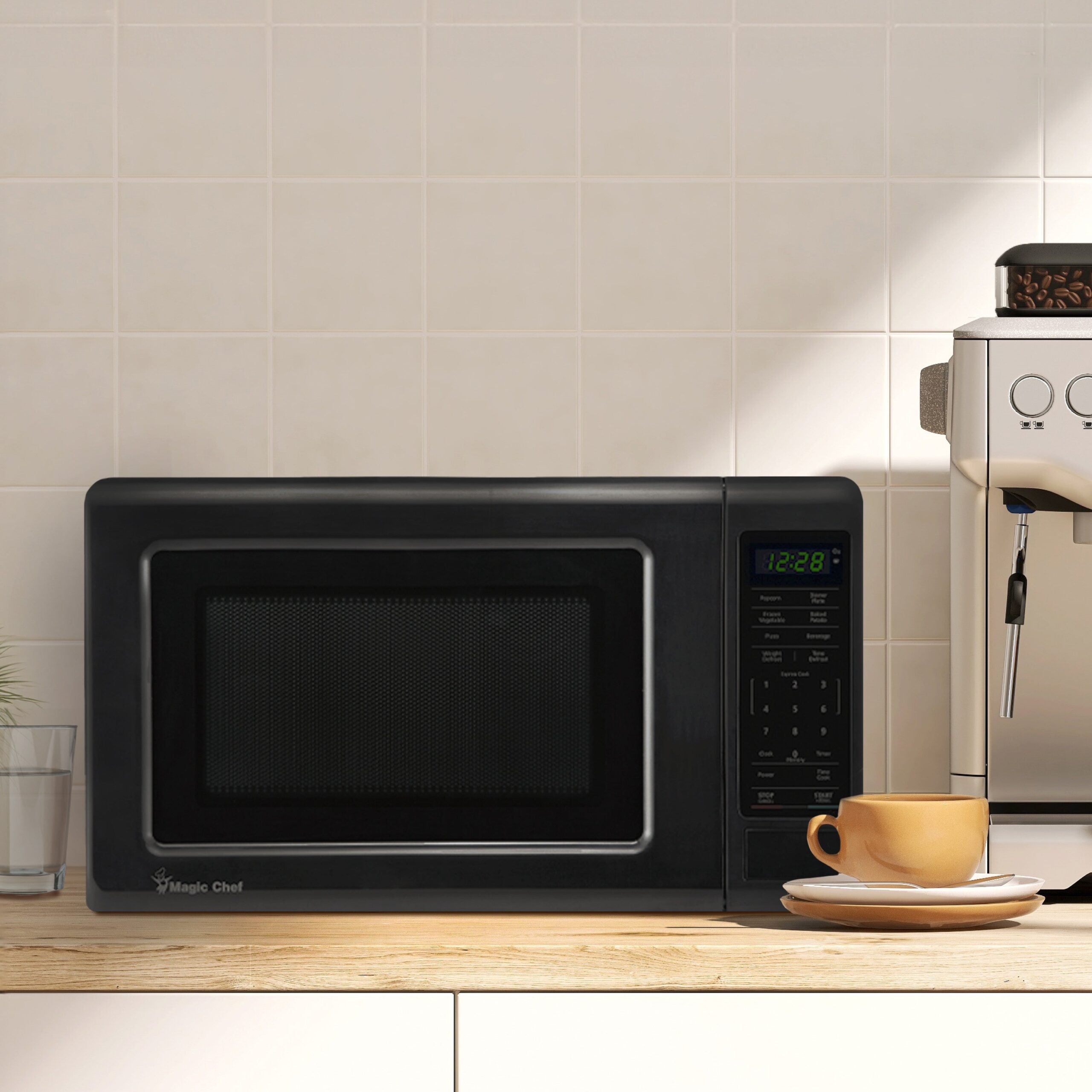 Magic Chef 0.9 Cu. Ft Countertop Microwave | 900 Watt | Black | 6 Auto Cooking Modes | Child Lock | Digital Display | 10 Power Levels |  8 Years Warranty On Magnetron image 6
